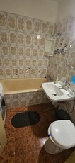 Închiriez apartament zona Stefan cel Mare