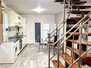 Oportunitate! Apartament cu 3 camere, 80mp, 2 bai, renovat, Memorandumului