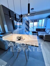 Penthouse cu 3 camere si 2 bai, terasa de 70 mp si 2 locuri de parcare