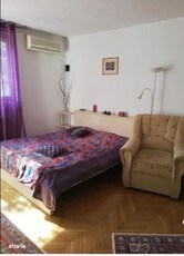 Apartament cu 3 camere, etaj 3, str.Maria Tanase-Biserica Sf. Nicolae