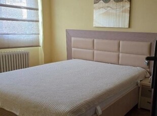 Podu Ros apartament 50 mp, 2 camere, decomandat, de inchiriat, Rond Podu Ros, Cod 156899