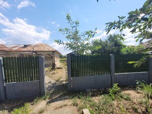 Poienarii Burchii, Prahova, casa pe parter, 4 camere, 139mp, teren 770mp