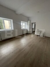 Proprietate cu 4 camere, 75 mp, zona ultracentrală