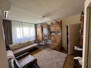 Vand apartament 2 camere Parcul Carol