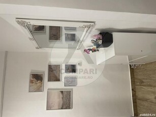 Vand apartament 2 camere Primaverii