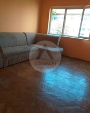 Vand apartament 3 camere Calea Calarasilor