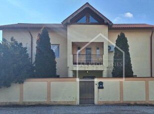 Vila rafinata cu 6 camere , TEREN 361MP, BANEASA-SISESTI