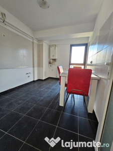 APARTAMENT 2 CAMERE -ET 1-PIATA NOUA