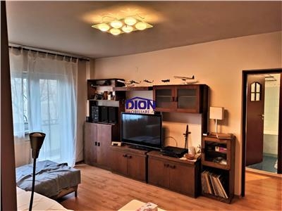 APARTAMENT 3 CAM, TINERETULUI/TIMPURI NOI