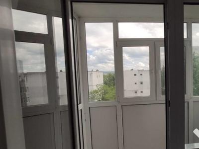 Apartament 3 camere decomandat, etaj intermediar, Mircea cel Batran