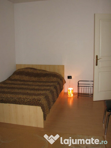 Apartament cu 2 camere 50mp, zona Iulius Mall!