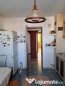 Apartament cu 4 camere Central