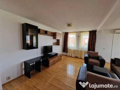 Apartament de 3 camere,100 mp,cartierul Zorilor