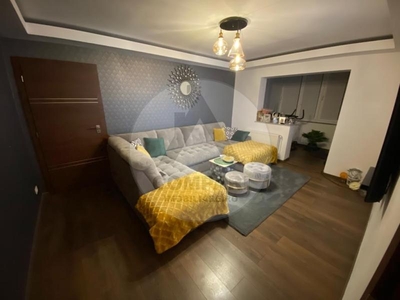 Apartament de vânzare - 4 Camere - Codlea Brasov