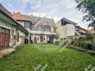 Casa cu teren de vanzare in Zarnesti, Brasov