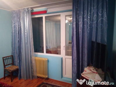 Vânzare apartament 3 camere lângă Spitalul Marie Curie