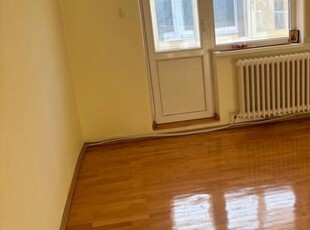 3 camere, decomandat, 71 mp, de vanzare apartament in zona Precista, Farmacia Ardealul / Piata Bistrita, Cod 157158