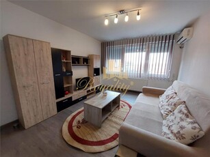 Apartament 2 camere, decomandat + centrala - Zona Medicina