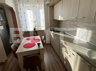 Apartament 2 camere decomandate, etaj intermediar, zona Zorilor