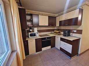 Apartament 2 camere, etaj intermediar