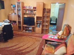 Apartament 3 camere, 63mp , semidecomandat, zona 1 Mai