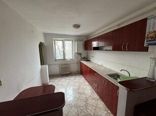 Apartament 3 camere, 66 mp de vanzare CART. MICRO 15