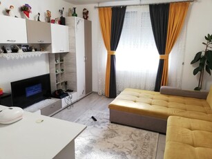 Apartament 3 camere etajul 3 Piatra Neamt