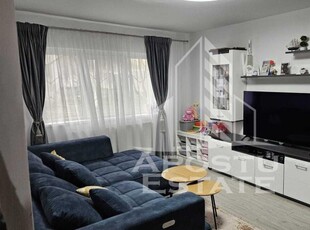 Apartament cu 2 camere, decomandat, situat in zona Soarelui