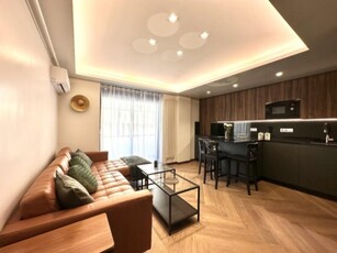 Apartament cu 2 camere ultrafinisat, de inchiriat, zona Centru