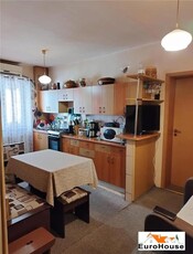 Apartament cu 3camere de vanzare in Alba Iulia