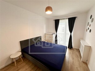 Apartament de inchiriat in Sibiu - 2 camere + balcon, bloc cu lift