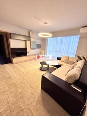 Apartament renovat 3 camere, mobilat, etaj intermediar, zona Cetate-Mercur