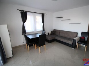 INCHIRIEZ apartament 2 camere,recent renovat, zona Strand