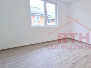 Oferim spre vanzare apartamente cu 1 si 2 camere, Giroc, Zona Centrala