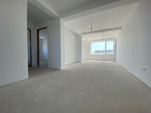 Penthouse 3 camere, decomandat, 81 mp utili, etaj 3, zona Torontalului