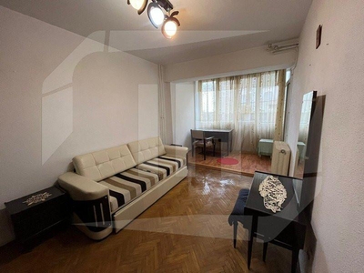 Apartament 3 camere, 2 bai, decomandat, zona Gradini Manastur