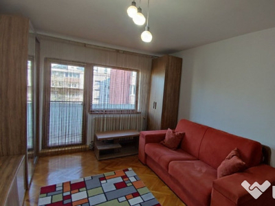 Apartament 3 camere Astra,decomandat,etaj intermediar,117500 Euro