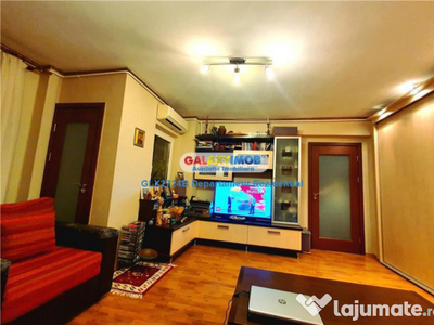 Apartament 3 Camere, Zona Virtutii