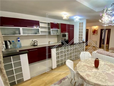 Apartament de inchiriat in Sibiu - 3 camere, balcoane si garaj -