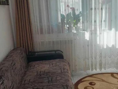 Apartament de vanzare, 3 camere, semidecomandat, 60 mp, Maratei, , Cod 150830