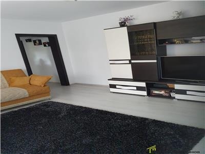 Apartament 3 camere de vanzare Gorjului