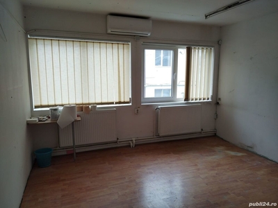 Apartament 3 camere de închiriat Vis a vis de Palas