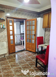 3 camere decomandat - centrala proprie - zona Basarabia