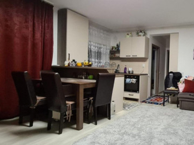 Apartament 2 camere, 44mp, parcare, zona Vivo