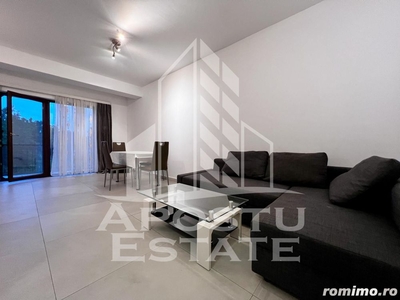 Apartament 2 camere, loc de parcare, centrala proprie, zona Aradului