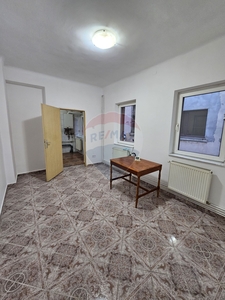 Apartament 2 camere vanzare in casă vilă Bucuresti, Banu Manta
