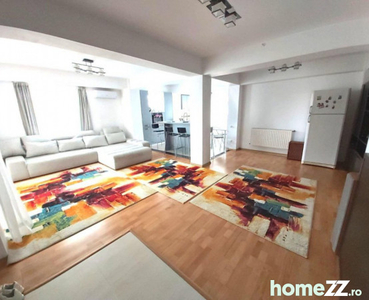 Apartament 3 cam