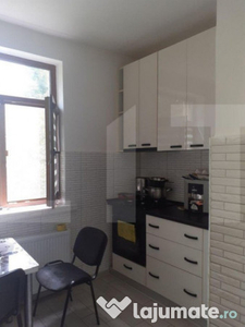 Apartament 3 camere, 81 mp, Sud