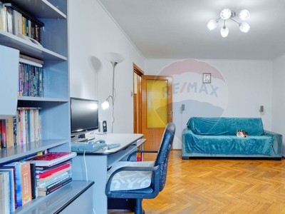 Apartament 3 camere vanzare in bloc de apartamente Brasov, Florilor