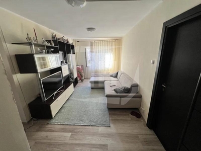 Apartament 4 camere, etaj intermediar, zona Observatorului